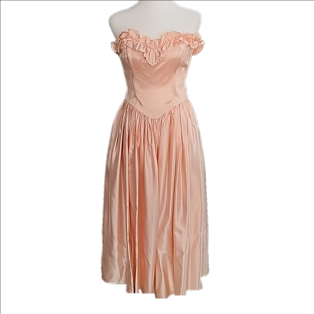 Vintage Gunne Sax Pink Gown 💗 #WHICKEDFANS #GALINDA